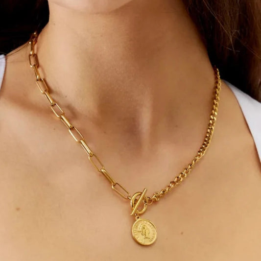 Stacie Toggle Chain Necklace - Gold