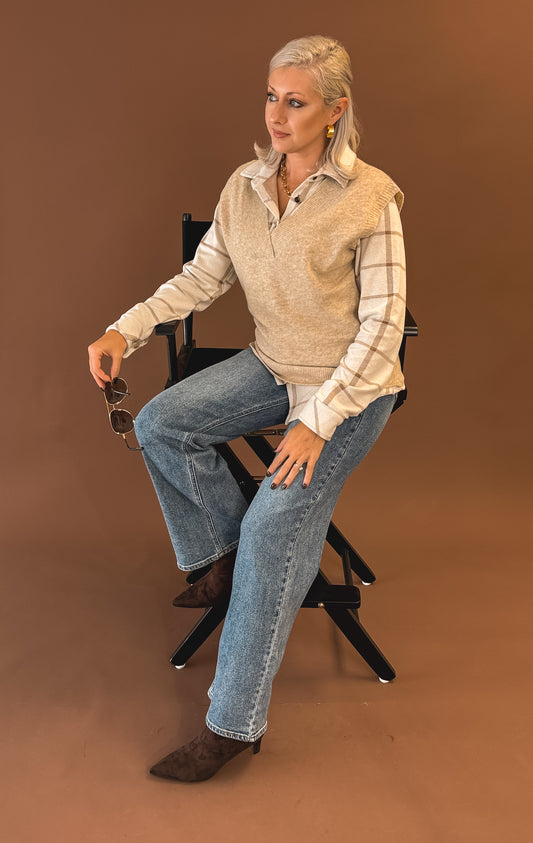 The Editor Vest – Oversized V-Neck Sweater Vest in Oatmeal
